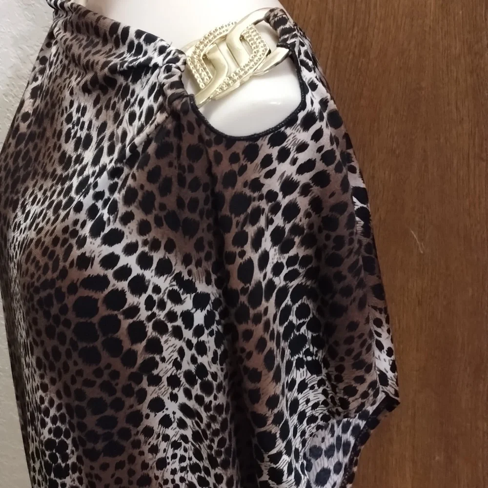 Top - Picture 3 of 4